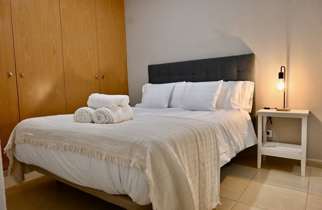 M (INF3D) Central apartment on Calle Infantas