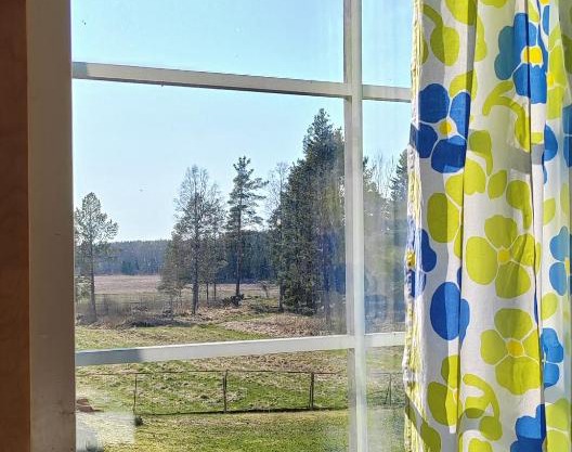 Maalaistalon päätyhuoneisto Merikarvialla