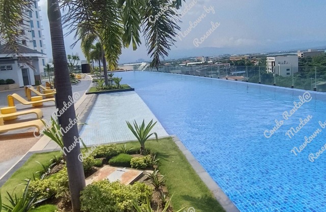 Mactan Newtown Seaview 2 bedroom near airport