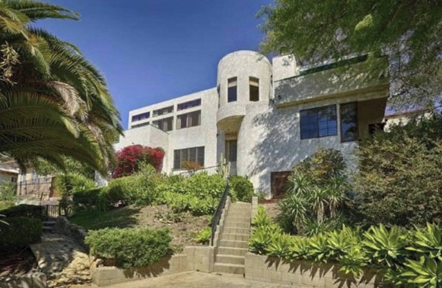 Magical Hillside Home, Spa, Central & Private