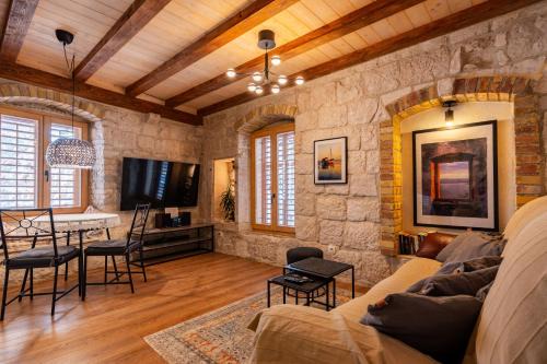 Magical Oasis for two in Korcula Old Town