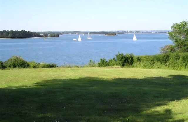 Magnificent Family Home on the Water