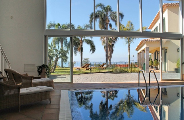 Magnificent Funchal Villa | Villa Luzia | 5 Bedrooms | Sea & City Views | Pool.