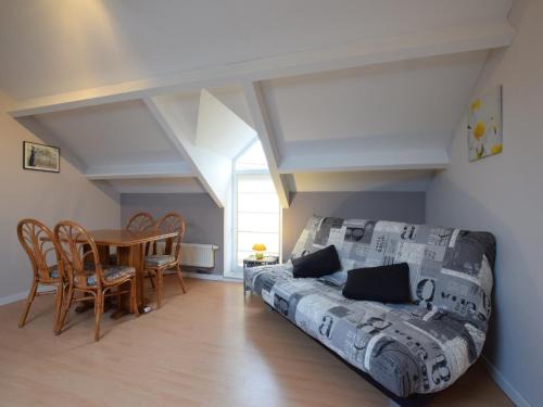 Magnificent Holiday Home in Libin with Barbecue