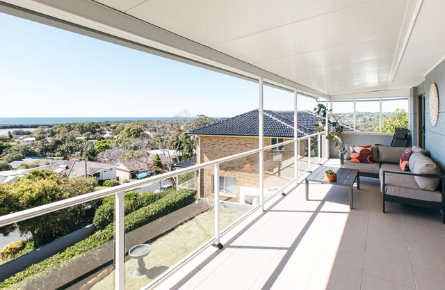 Magnificent Ocean View - Bright, Spacious, Family and Pet Friendly