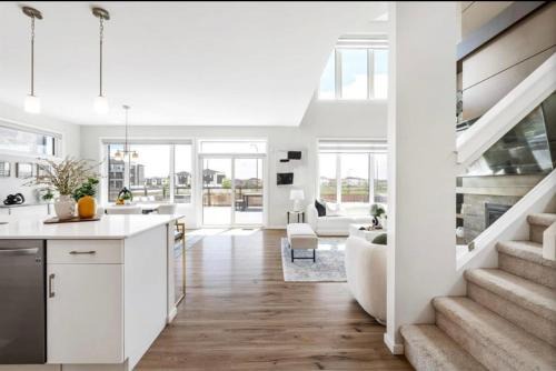 Magnificent Stylish Escape