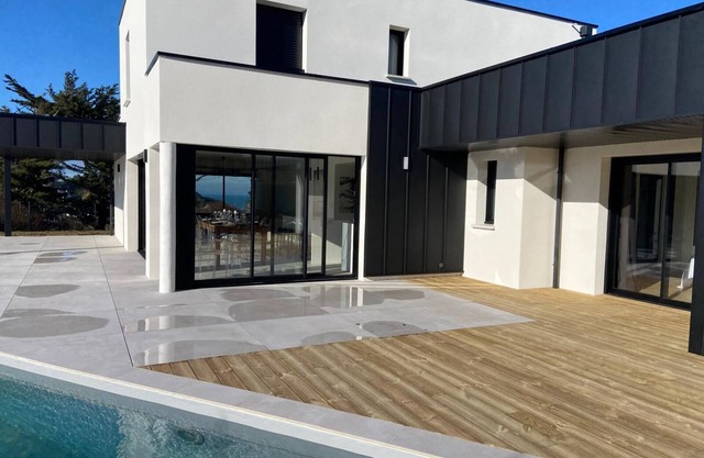 Magnificent villa with swimming pool, a stone's throw from the Port de Dahouet, Pléneuf Val Andre.