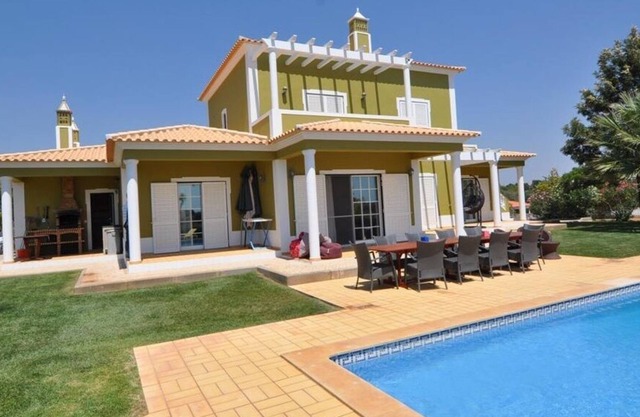 Magnificent Villa Near ALBUFEIRA