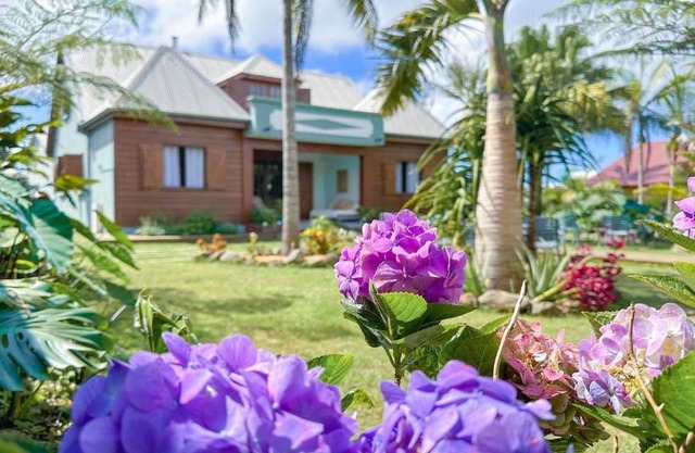 Magnifique villa créole VILLA TI BOUT BOIS avec cheminée au tevelave