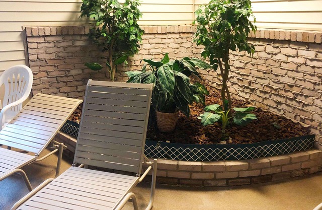 Magnuson Hotel Copper Crown