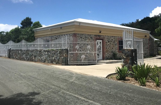 Maho Bay Beach Villa