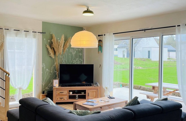 Maison Contemporaine Lumineuse, Conviviale Proche mer et de Toutes Commodités