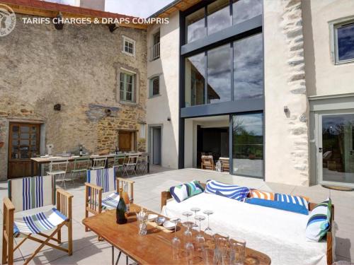 Maison de ville spacieuse avec jardin et terrasse - FR-1-496-312