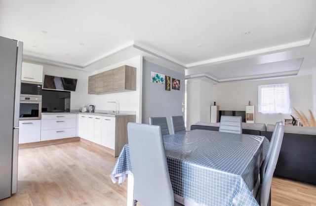 Maison duplex 3 chambres à 6km de Bordeaux centre