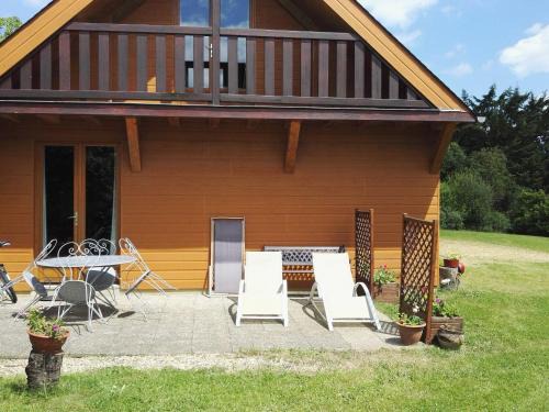 Maison en bois avec jardin, idéal randonnée, fibre haut débit, équipements bébé près du Mans et Tours - FR-1-410-195