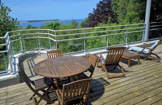 Maison Moderne en Bois vue mer