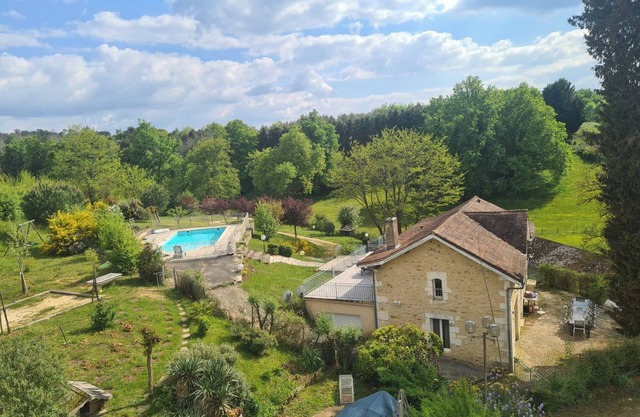 Maison Sébastien: Comfort, Pool, and Nature in the Périgord Vert