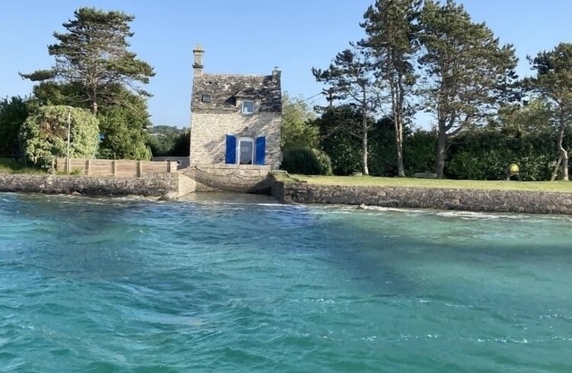 Maison Ty Dour , vue exceptionnelle, les pieds de l’eau