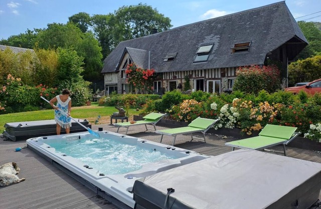 Maison vue mer Avec Pool House et spa de Nage Entre Deauville et Honfleur