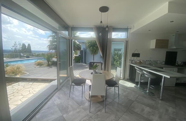 Maison vue panoramique et accès SPA