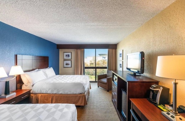 Make travel easy and comfortable at our Room!