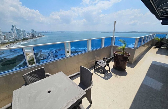 Make Your Dream a Reality The Apartment that Elevates You: By Parceros Group