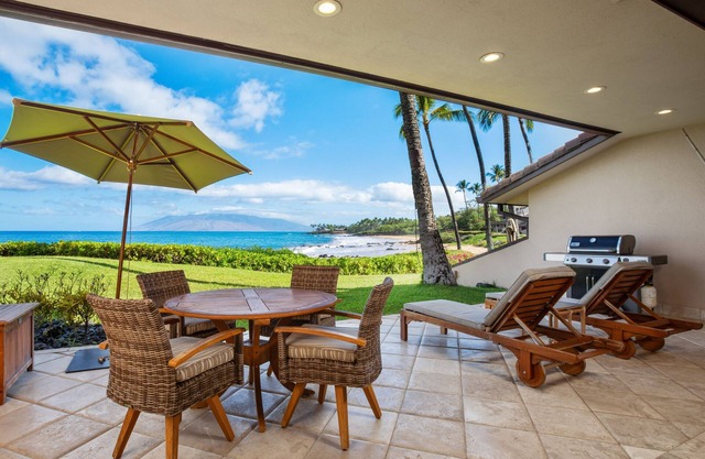 Makena Surf E102 Beachfront Resort - 2 Bedroom Oceanfront Condo