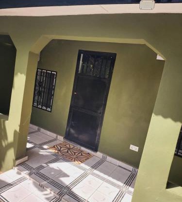 Malikia apt Mo