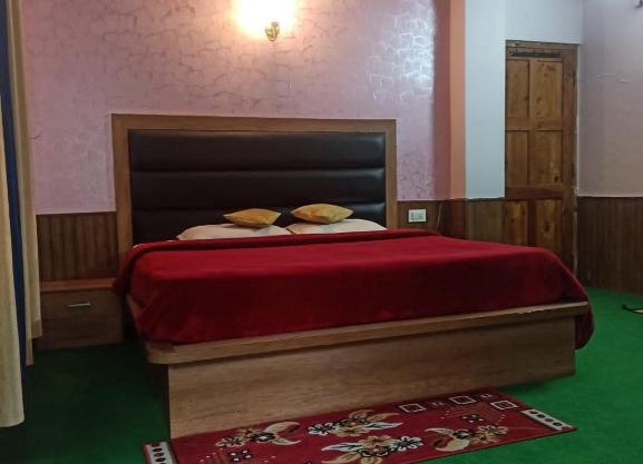Manali Apple Villa