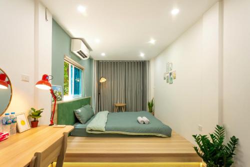 Mango House - Budget Cozy Rooms near Hanoi Old Quarter and Train St