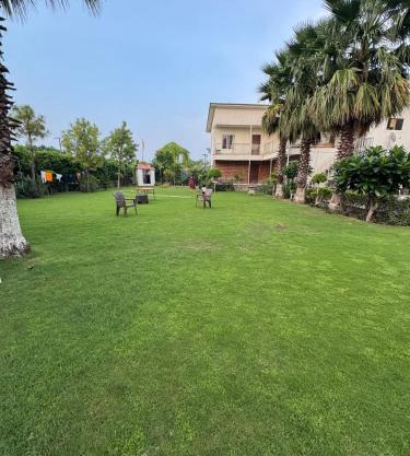 Mannat Farm
