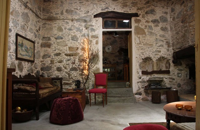 Mansion-House with character near to the best beach of Crete:the lagoon of Elafonisi