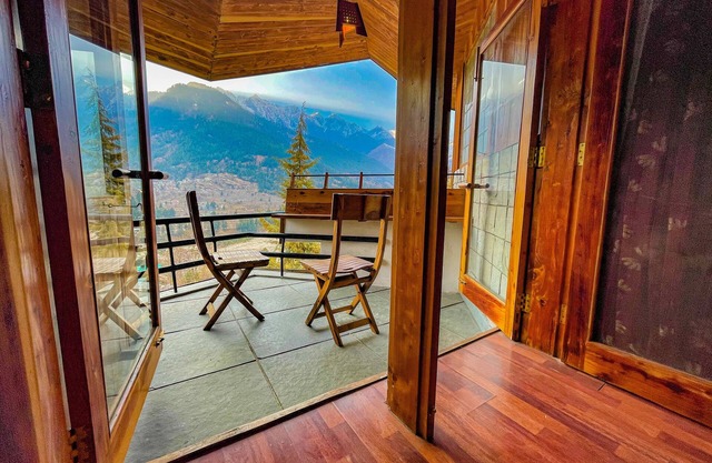 Manuallaya The Resort Spa in the Himalayas