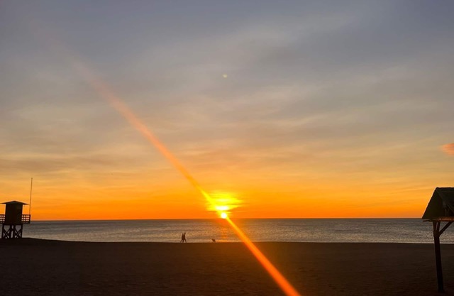 Maravilloso Apartamento A 1 Minuto A PIE DE LA Playa DE LOS Alamos-torremolinos