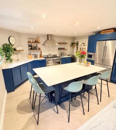 Marlow Family Retreat, Short Stroll into Town