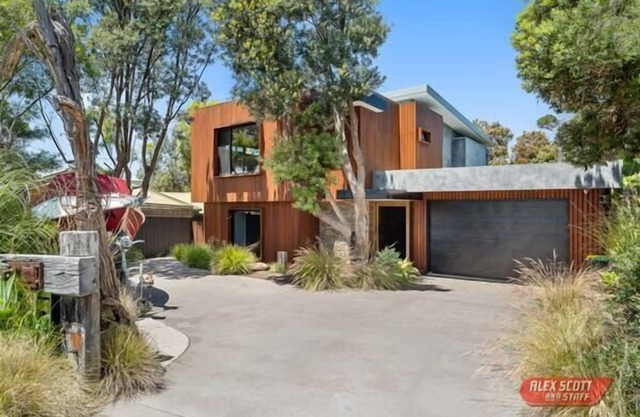 MAROUBRA BEACH HOUSE