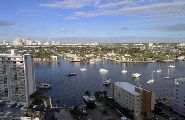 MARRIOTT BEACH PLACE TOWERS -VACATION RENTAL -2 BEDROOMS 2 BATH SLEEPS 8