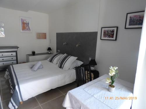 MAS MAURANE-Chambre d'hôte avec SPA privé aux portes d'ARLES