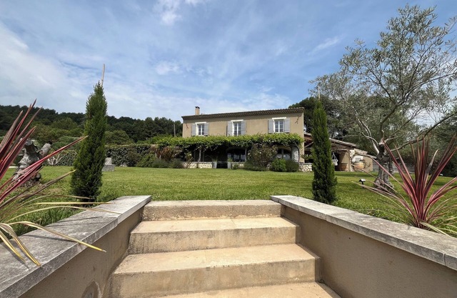 MAS near AVIGNON and Saint Rémy de Provence