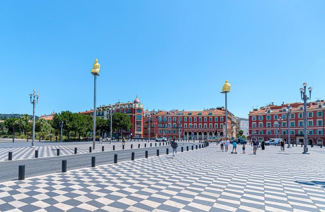 MASSENA SQUARE