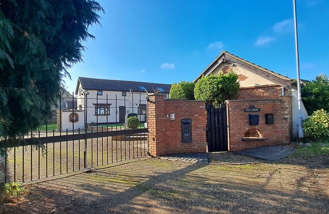 Massive 4 bed with countryside views in Peterborough