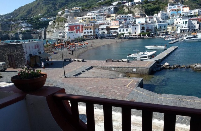 Matrimoniale VM-King-Ensuite with Shower-Sea View