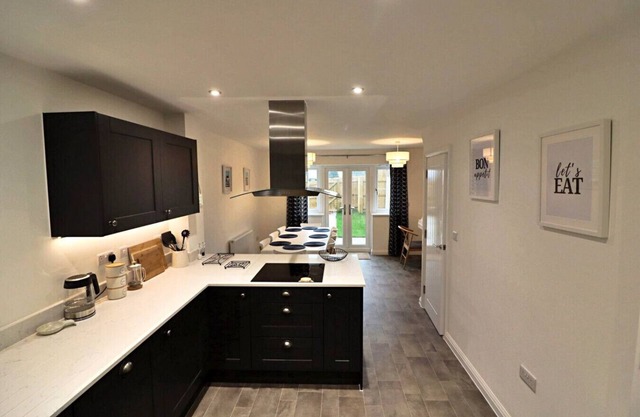 Meadow View, Elm Park