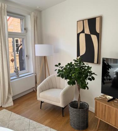 Megaschön! Balkon! 3 Schlafzimmer! Zusätzliches Gäste-WC! Gassenviertel-Fußgängerzone!