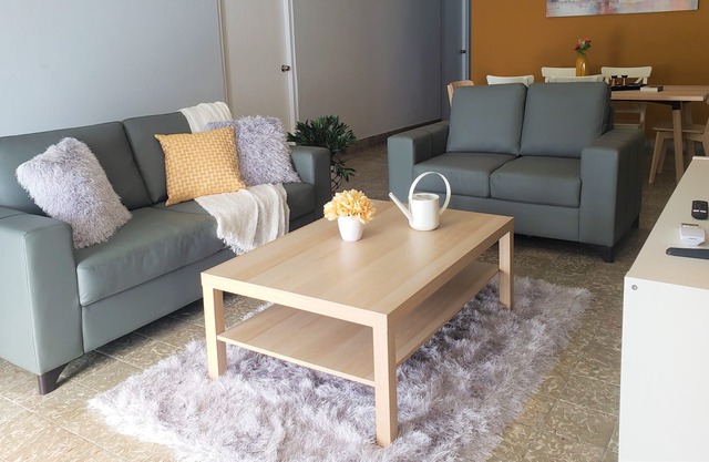 Melao Apt 1 @7, charming entire unit w/Wi-Fi, Netflix