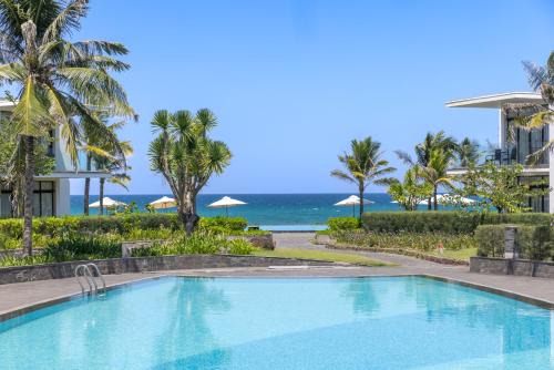 Melia Danang Beach Resort