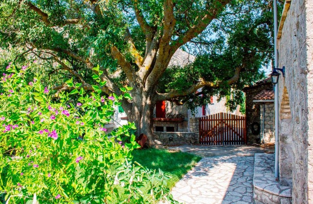 Menelia Cottage