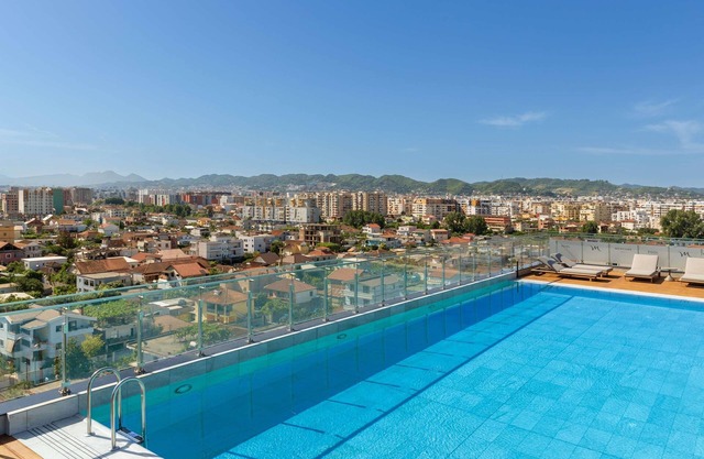 Mercure Tirana