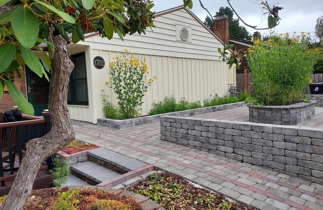 Meticulously furnished in Olympia South Capitol