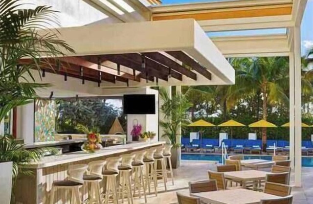 Miami Royal Palm, South Beach, Hot Tub, Pool, Beach
